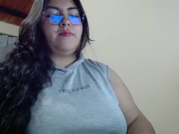 alejandraa 33