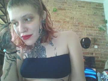 bellybuttonbb