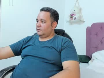 bighotguycb