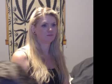 blondedahliamur