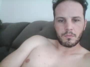 couplediscreet1