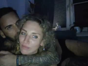 emali sexy coup