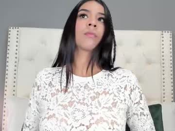 juli brunette 