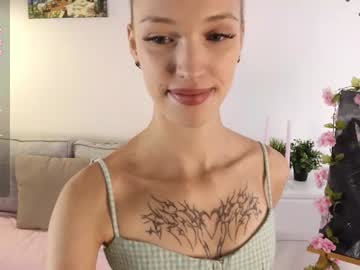 karoline  white