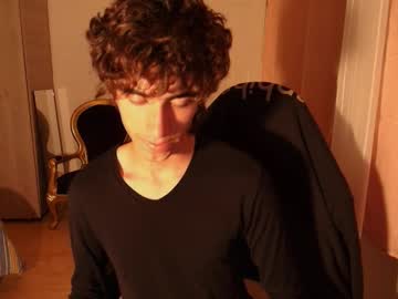 lucas xo