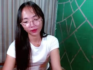 nina mochikiss2