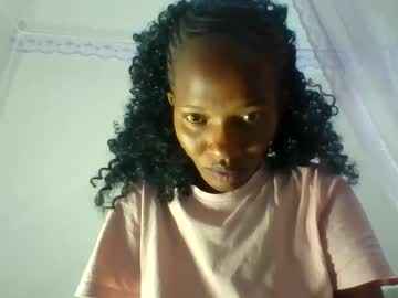 prettie petitee