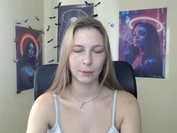 stranger giirl
